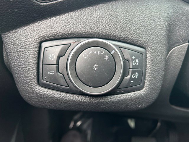 Used 2019 Black Metallic Ford Titanium image 29
