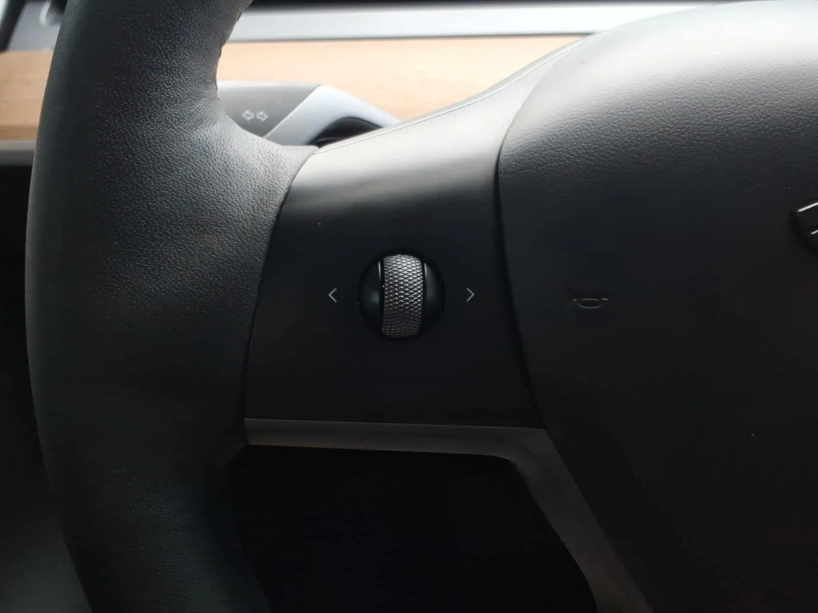 Used 2023 Black Tesla  image 23