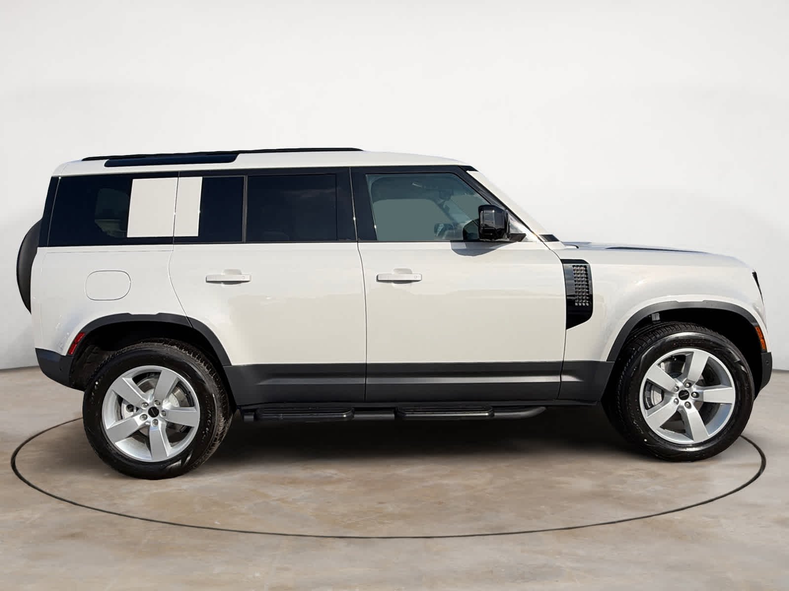 New 2026 Borasco Grey Land Rover S image 6