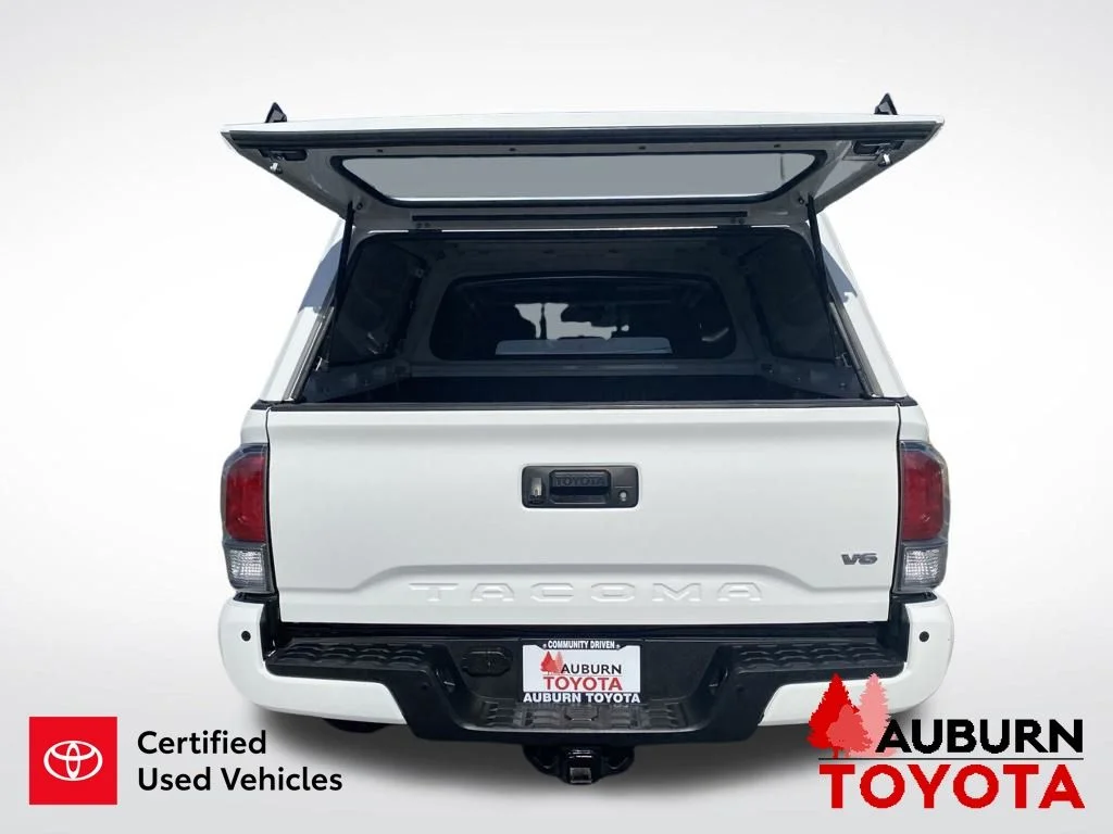 Certified Used 2022 Ice Cap Toyota TRD Off-Road image 16