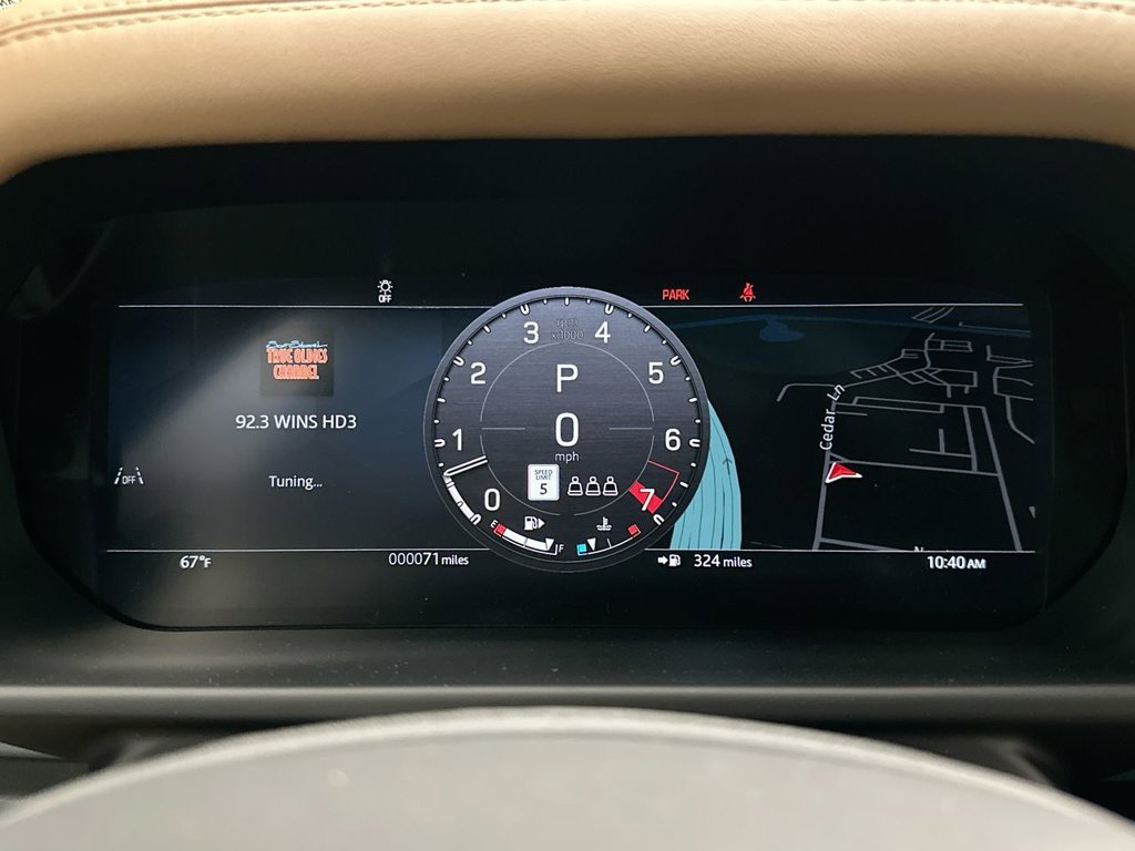 New 2026 Fuji White Land Rover X-Dynamic SE image 16