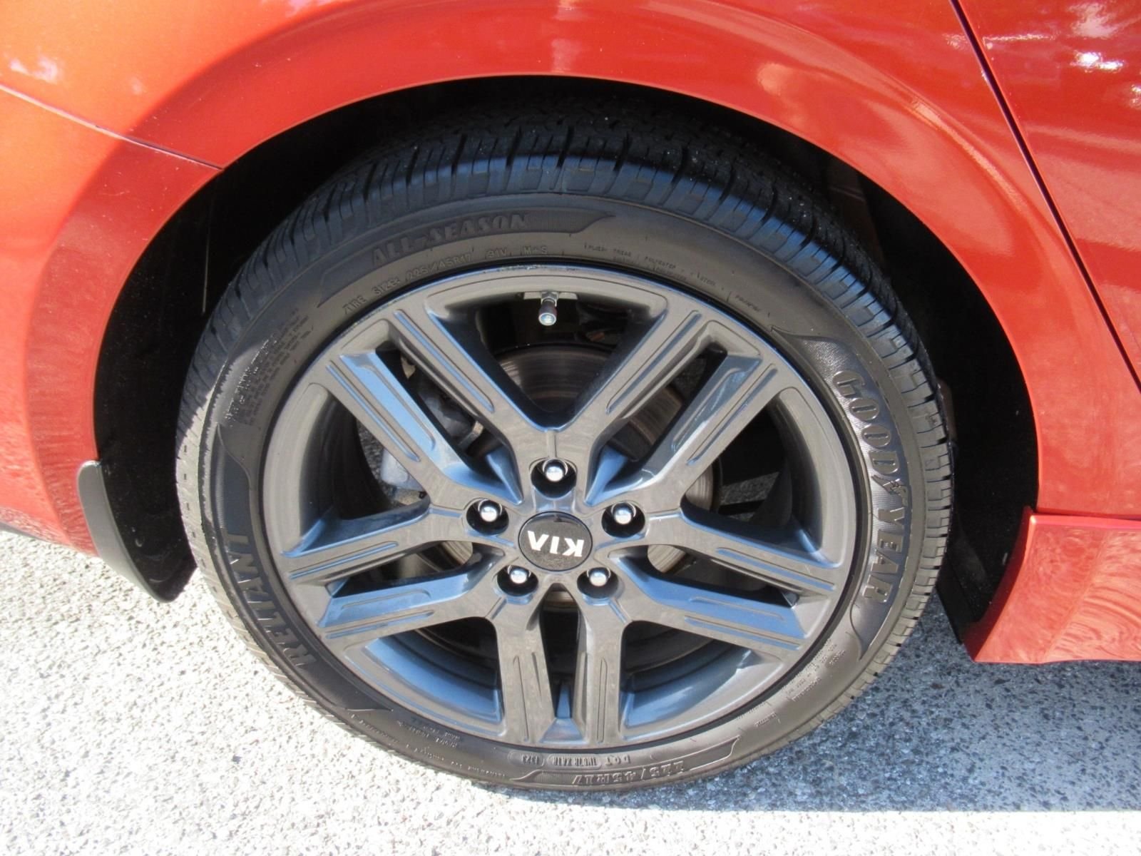 Used 2020 Red Kia GT-Line image 10