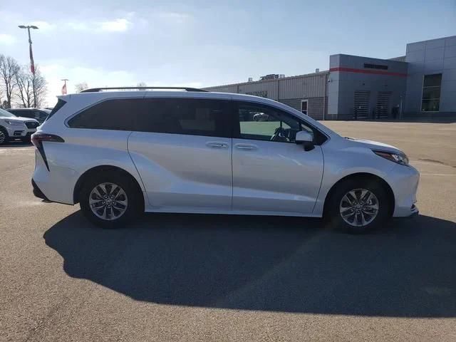 Used 2024 Beige Toyota XLE image 4