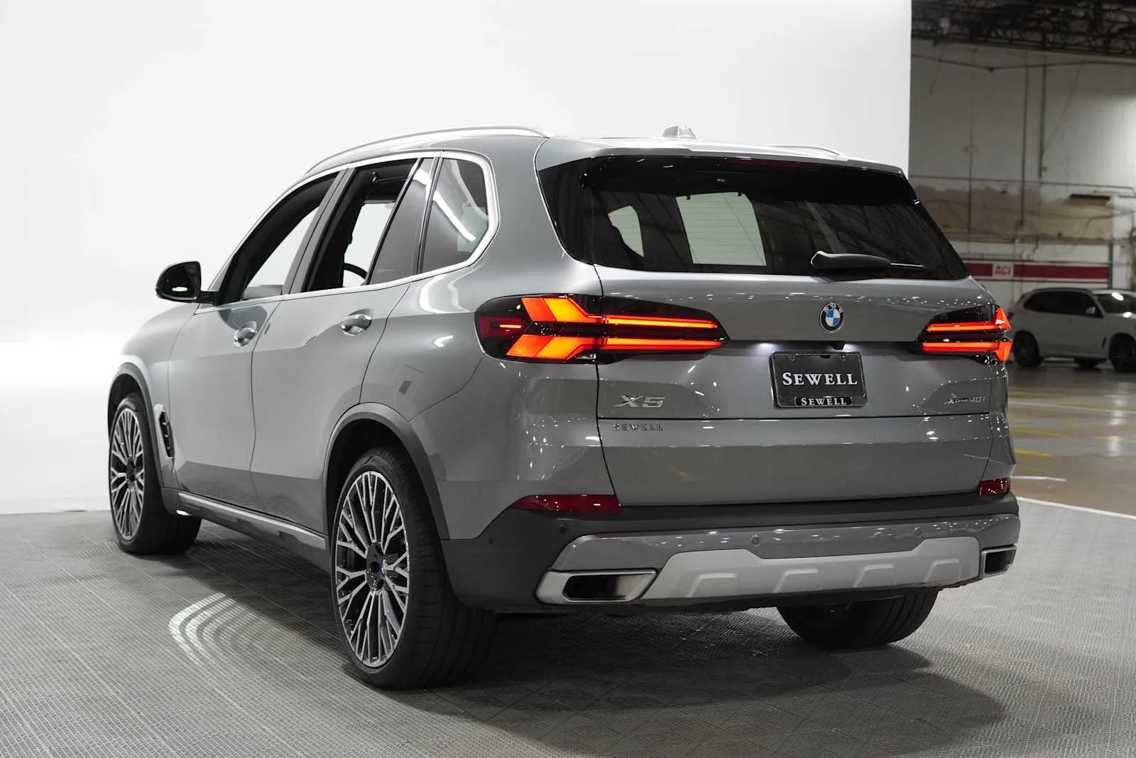 Certified Used 2026 Skyscraper Grey Metallic BMW xDrive40i image 6