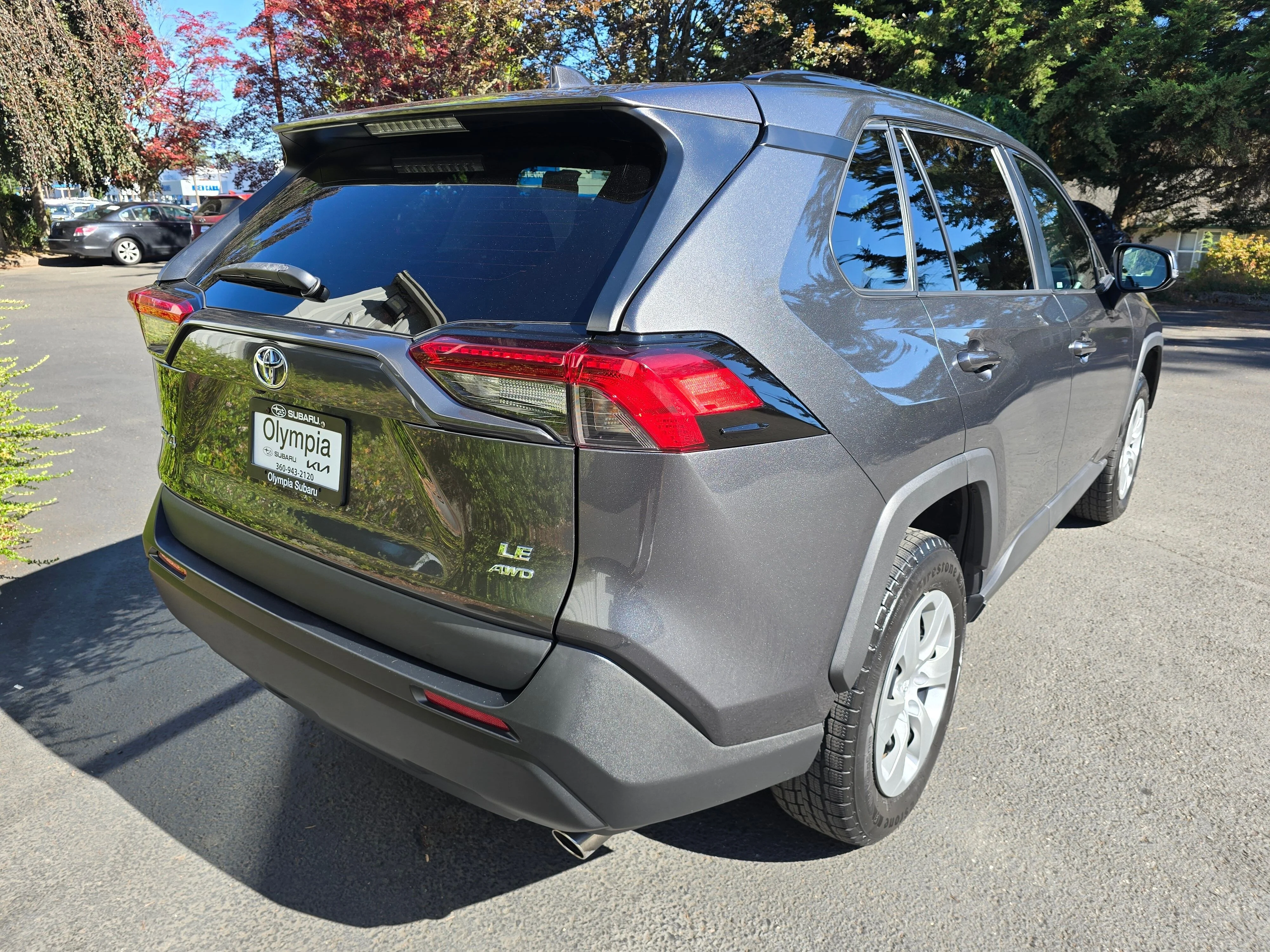 Used 2020 Magnetic Gray Metallic Toyota LE image 4