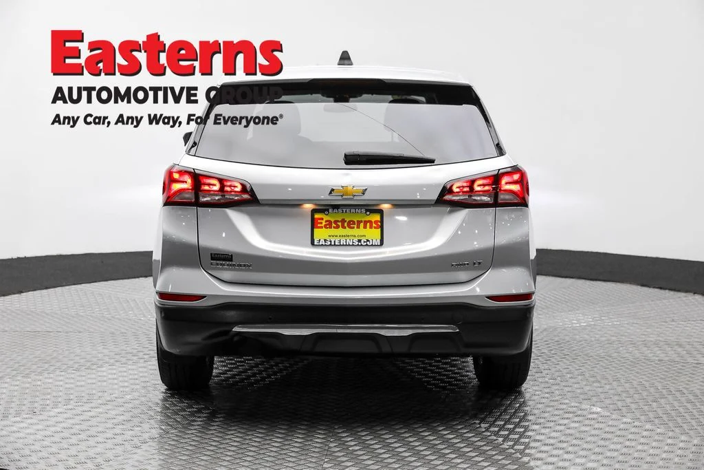 Used 2022 Silver Chevrolet LT image 6