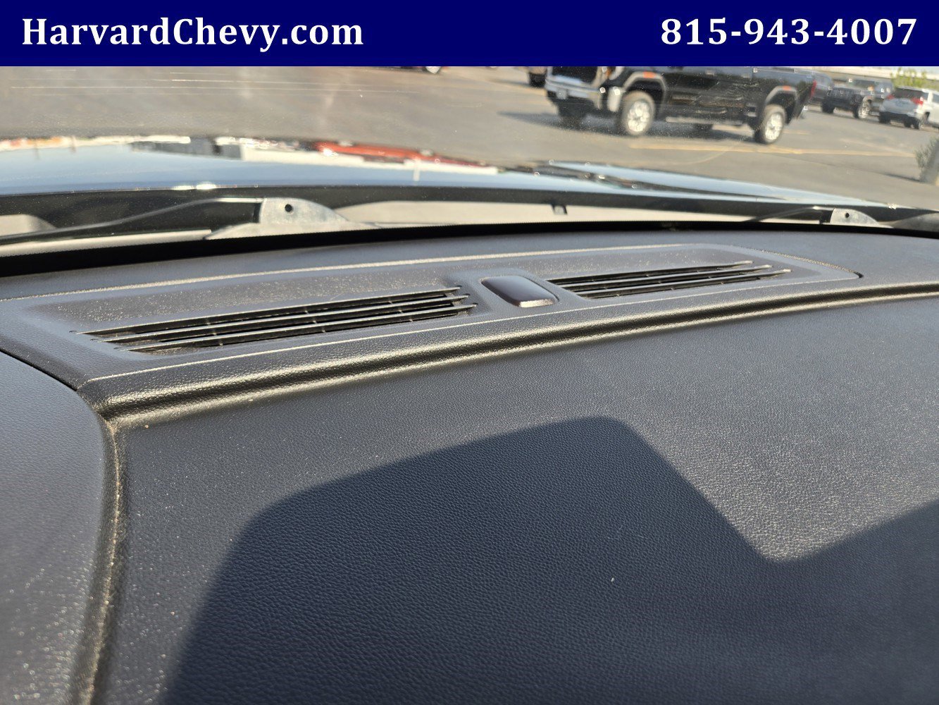 2025 Chevrolet Traverse LT - Photo 7
