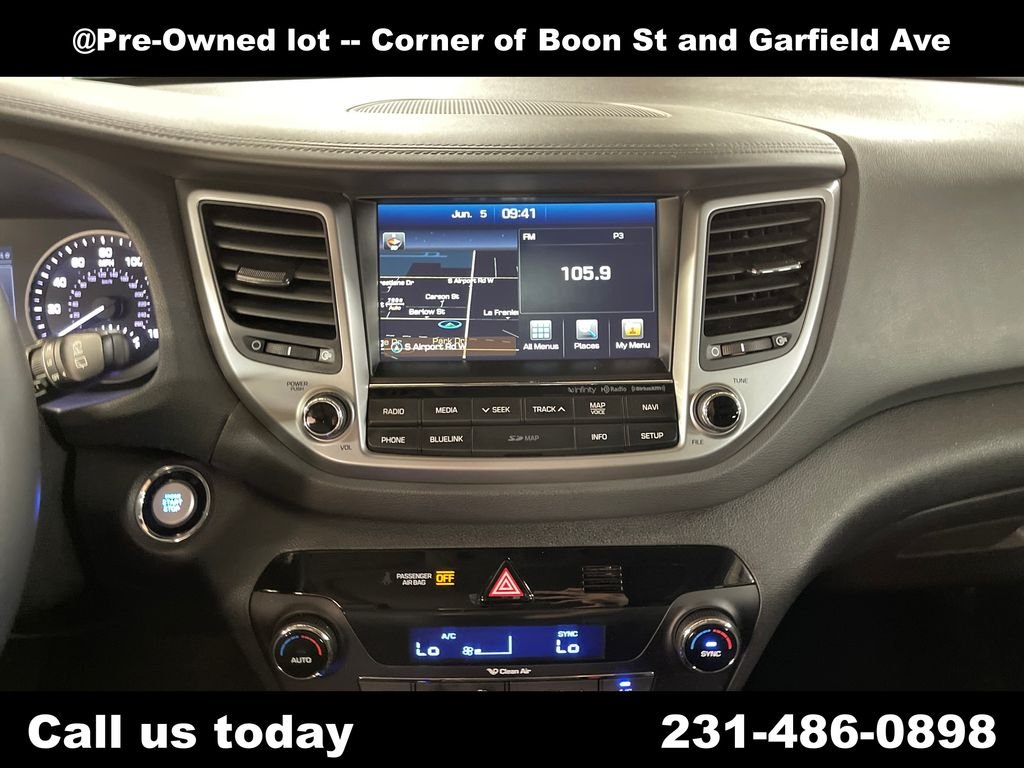 Used 2017 Silver Hyundai Limited image 19