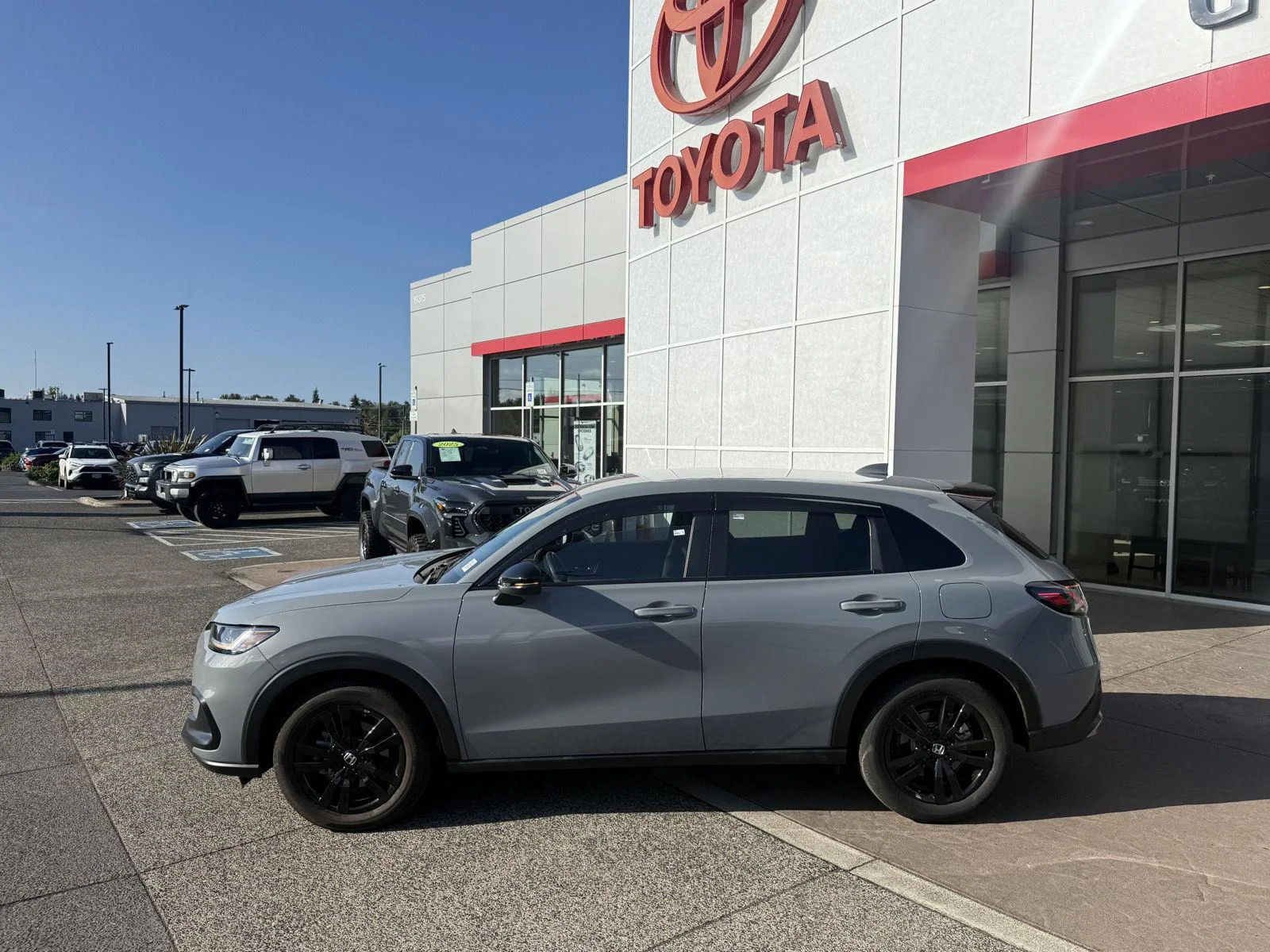 Used 2026 Urban Gray Pearl Honda Sport image 3