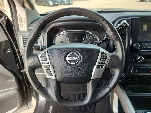 Used 2024 Black Nissan SV (A9) 4x4 Crew Cab 6.5 ft. box 151.6 in. WB image 15