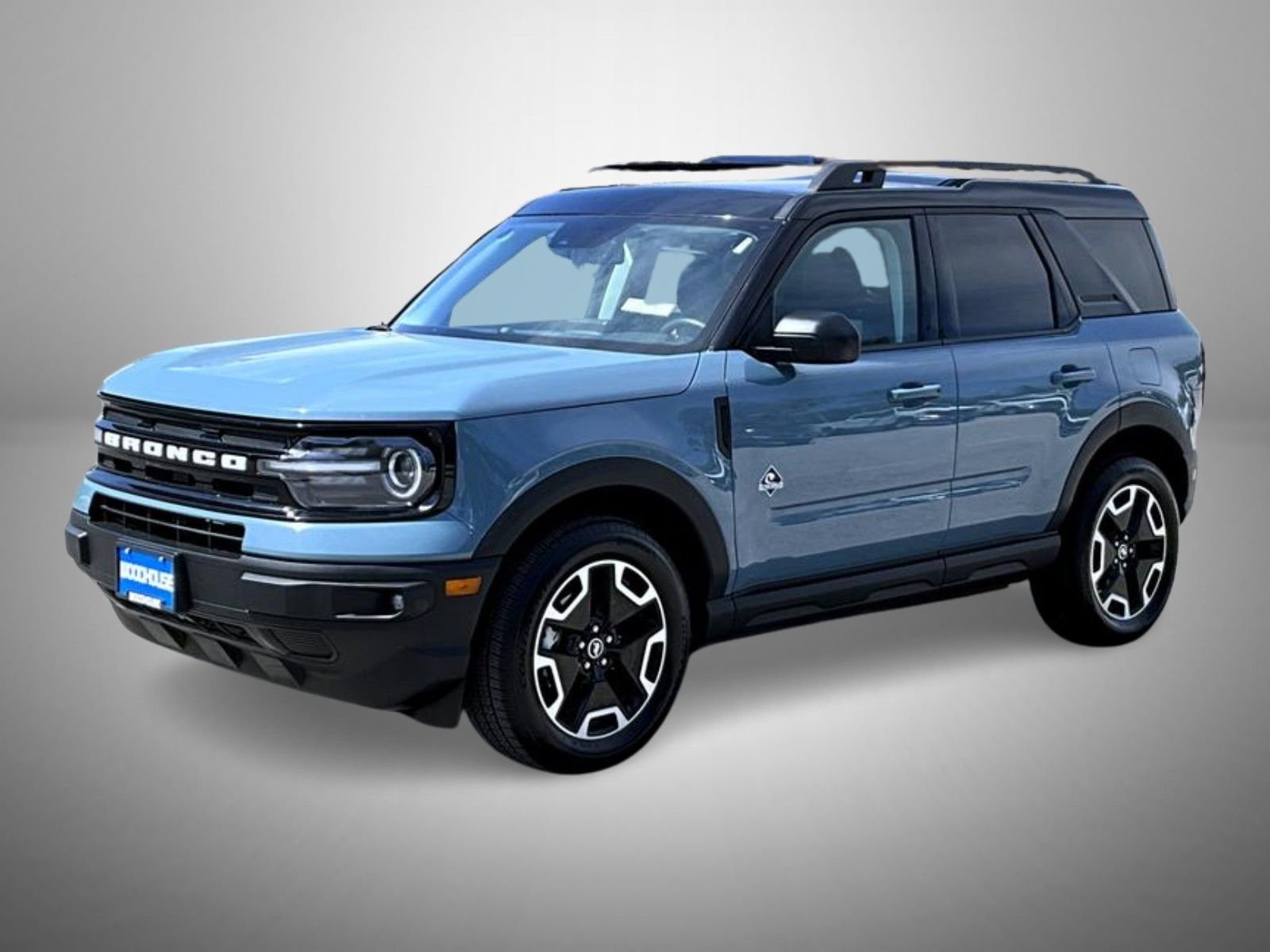 Used 2023 Blue Ford Outer Banks image 1