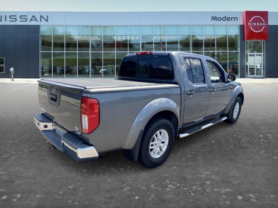 Used 2018 Gun Metallic Nissan SV V6 image 5