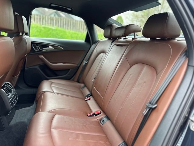 Used 2018 Moonlight Blue Audi 2.0T Premium image 17