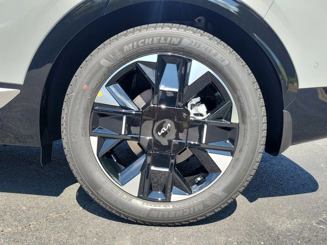 New 2026 Wolf Gray Kia SX Prestige image 7
