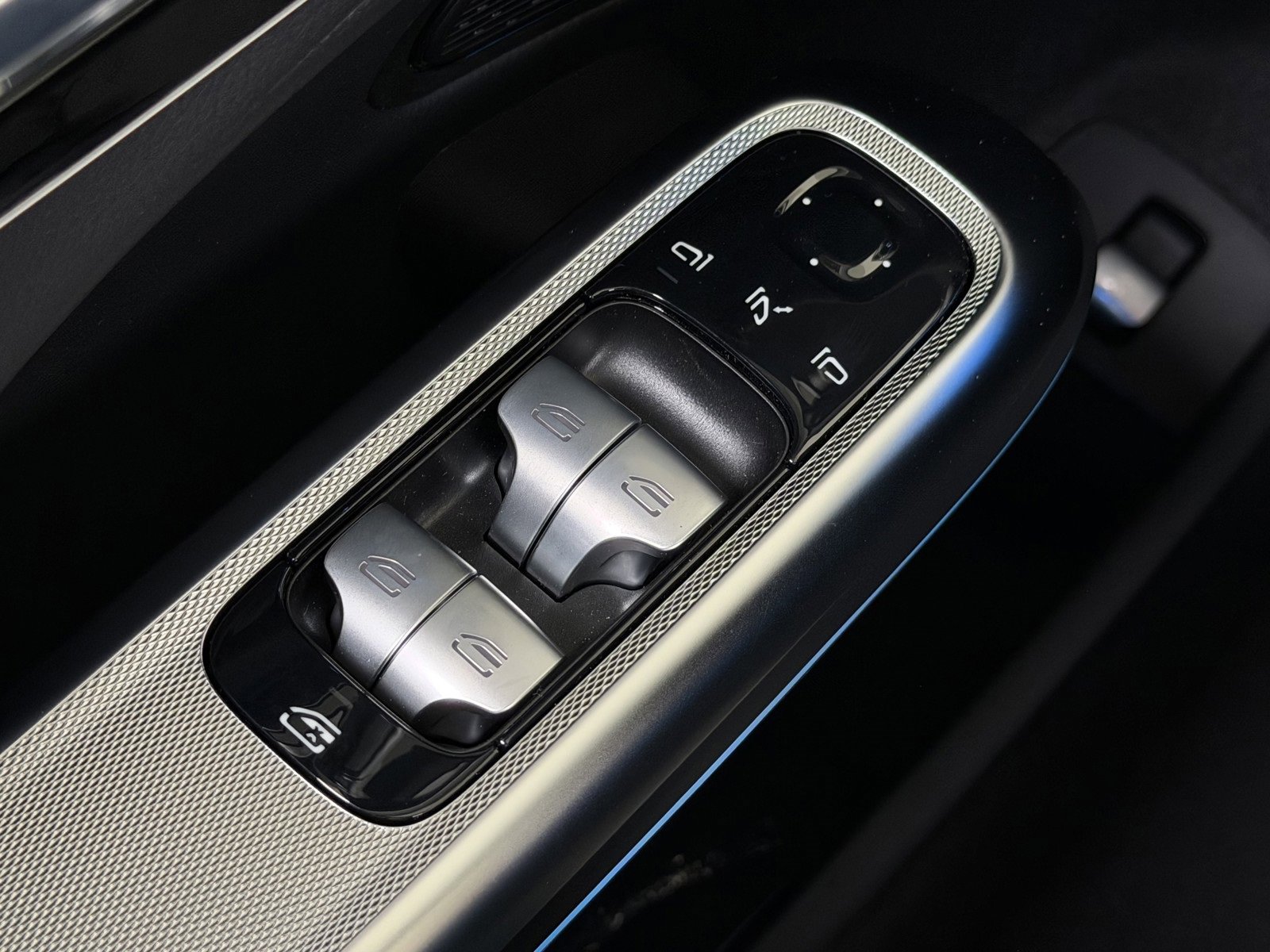 New 2026 Black Mercedes-Benz E 350 image 40