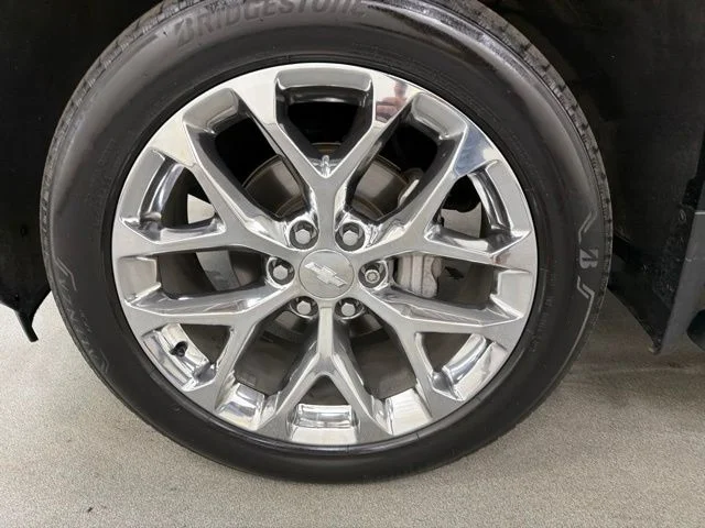 Used 2022 Black Chevrolet High Country image 35