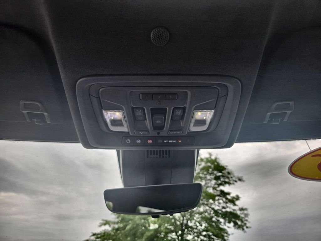 Used 2026 Red GMC AT4X image 36