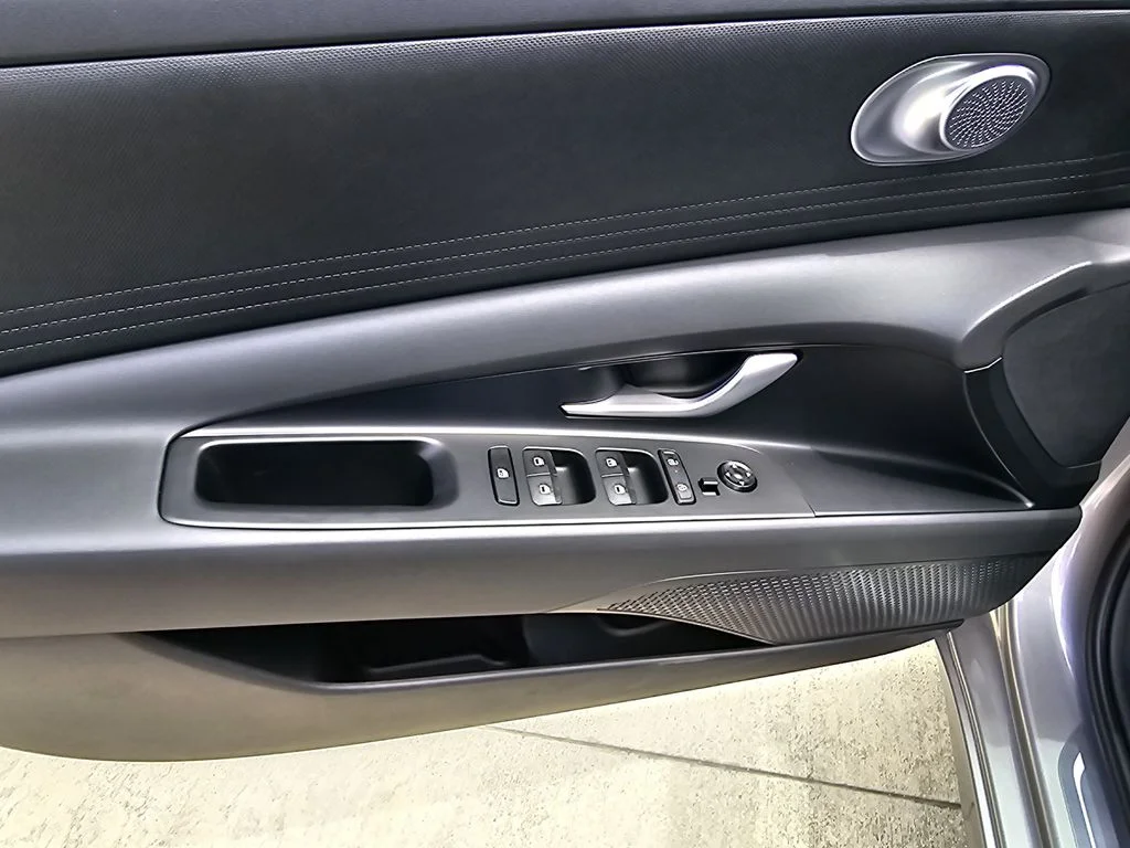 New 2026 Gray Hyundai SE image 15