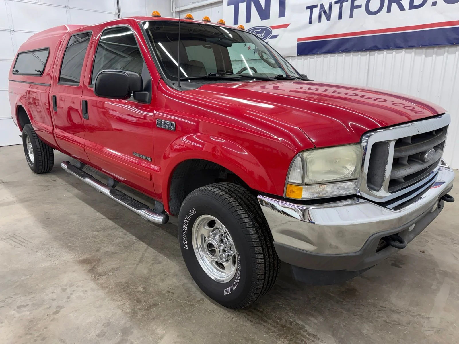 Used 2003 Red Ford XL image 2