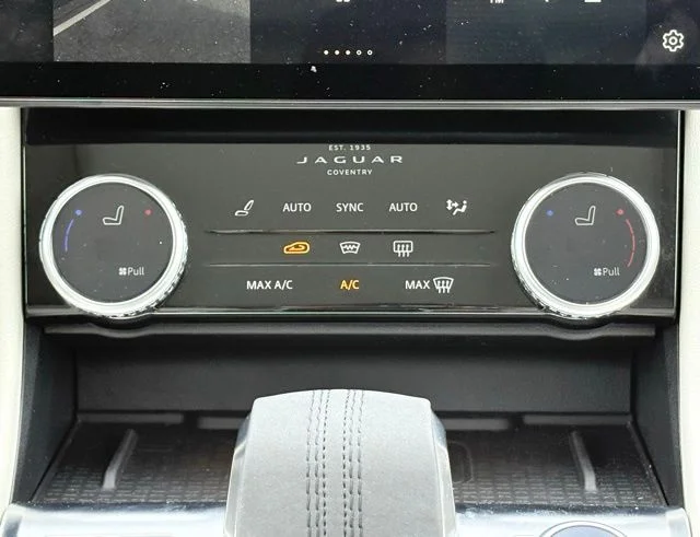 2023 Jaguar F-Pace S - Photo 31