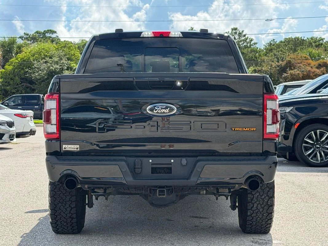 Used 2022  Ford Tremor image 5