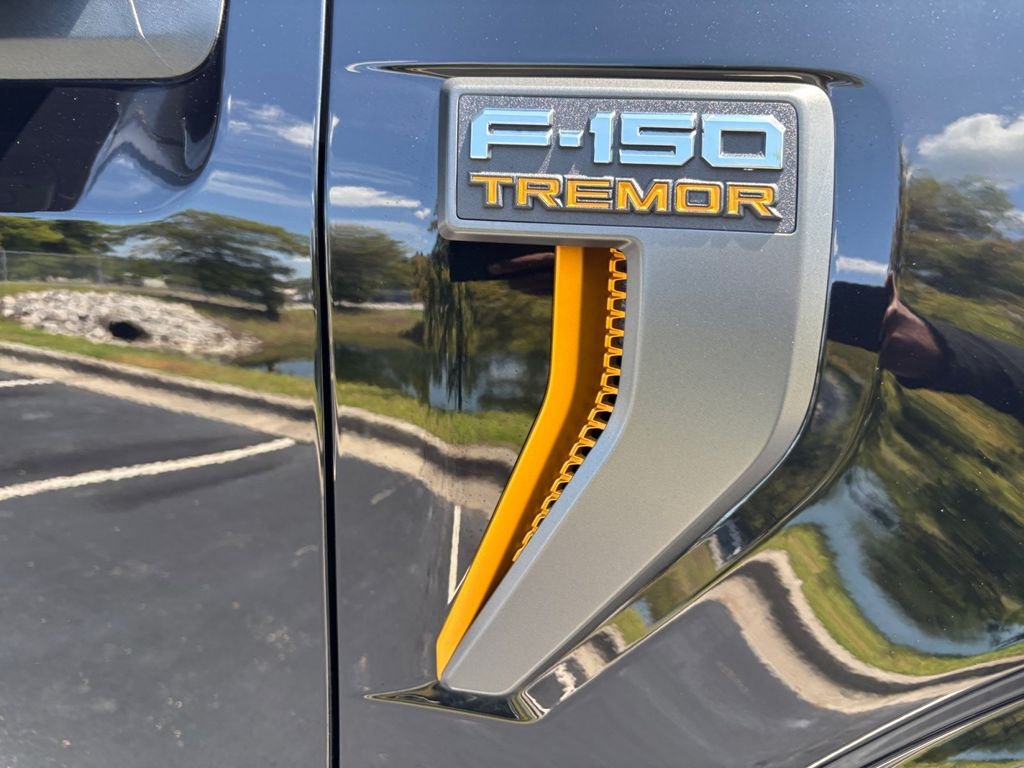 Used 2025 Black Ford Tremor image 40