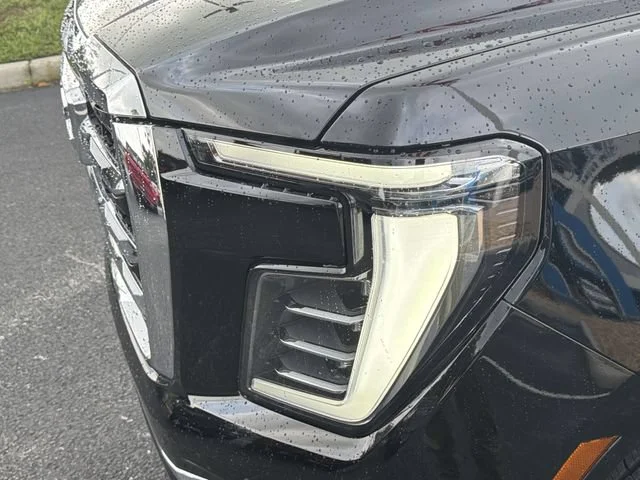 New 2026 Onyx Black GMC Elevation image 9