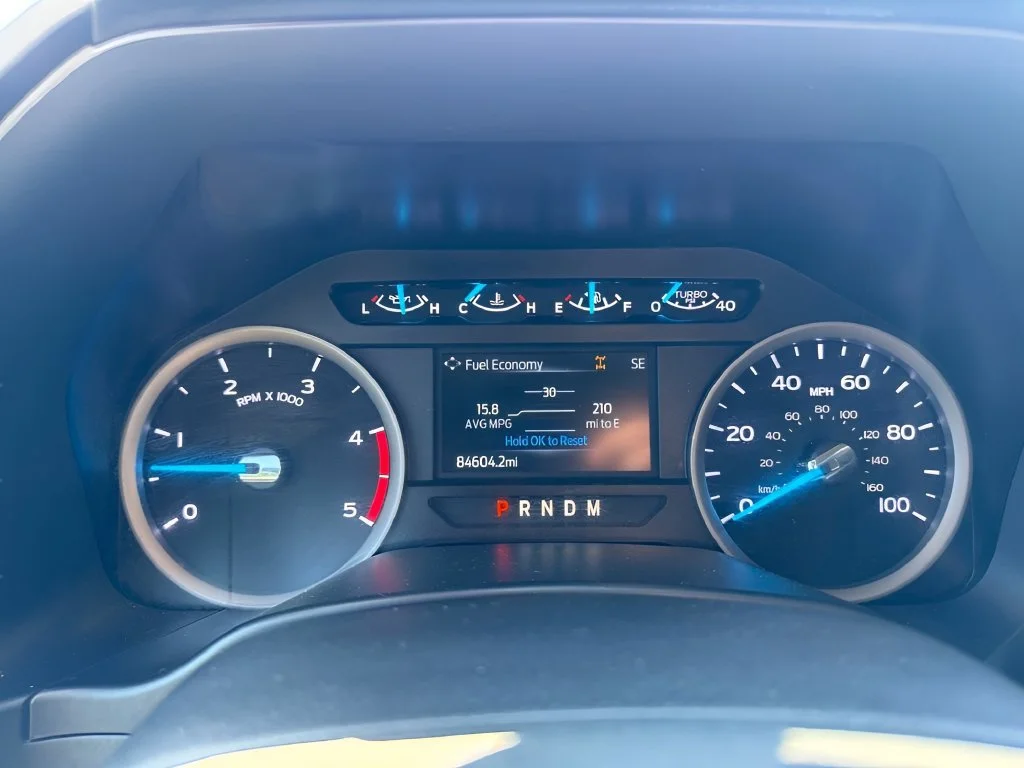 Used 2021  Ford XL image 31