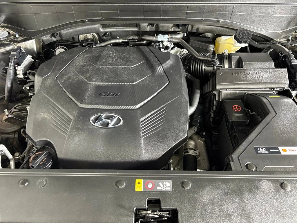 Used 2025 Black Hyundai SEL image 41