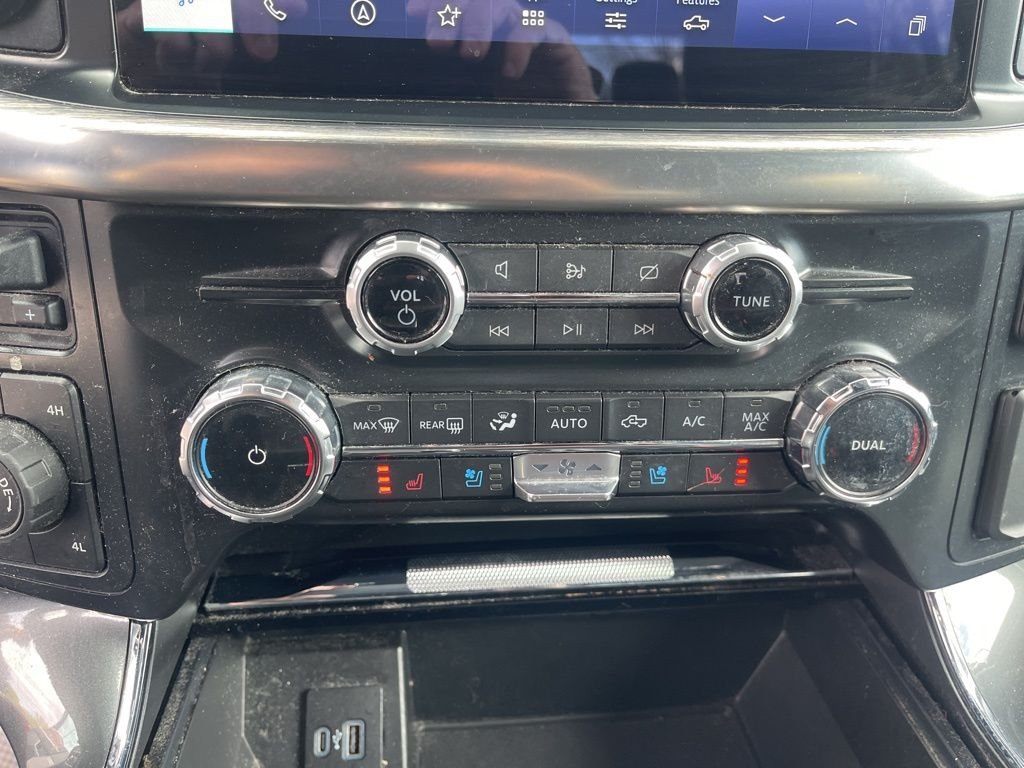 Used 2022 Black Ford Lariat image 23