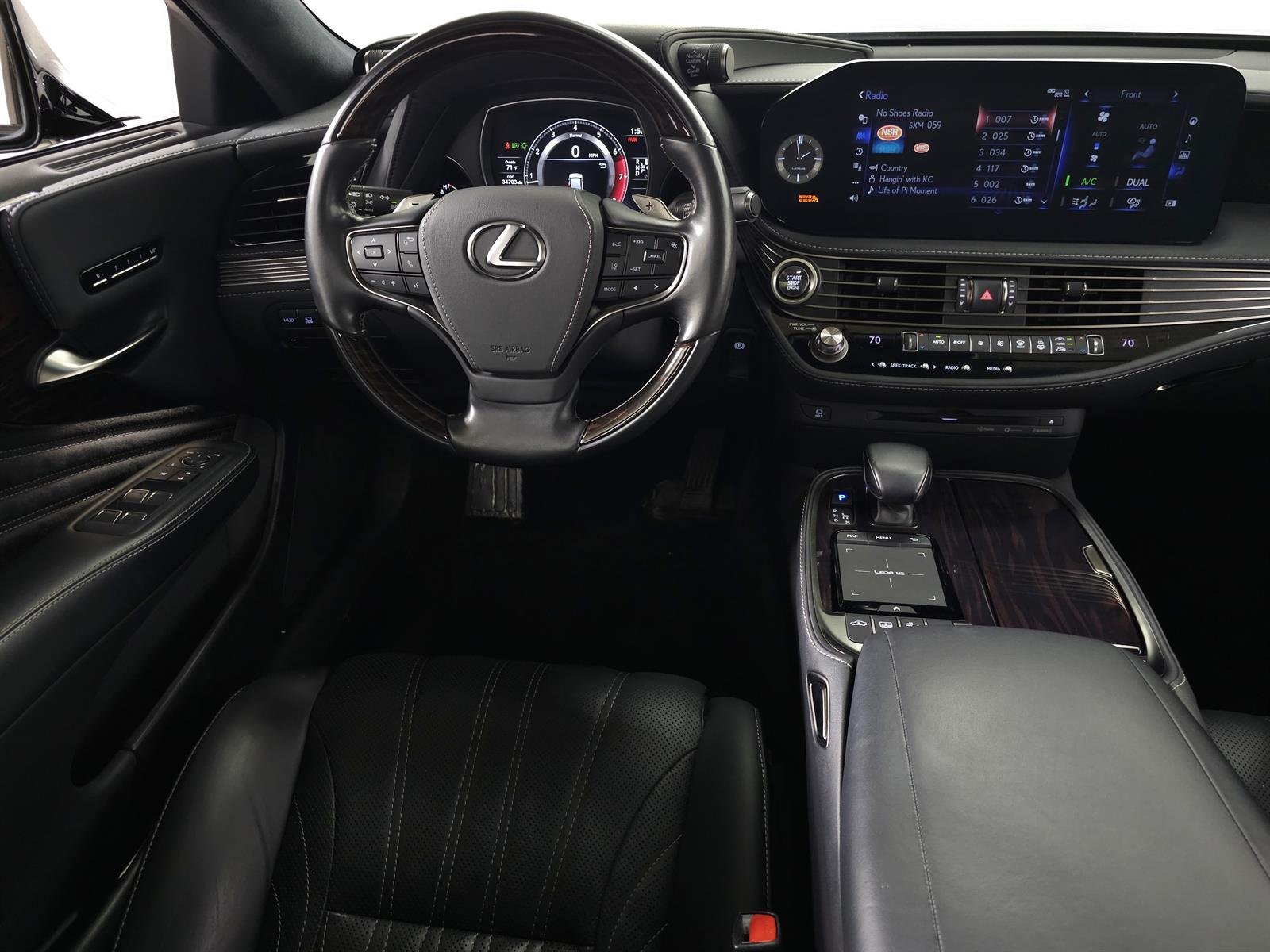 Certified Used 2022 Obsidian 212 Lexus  image 19