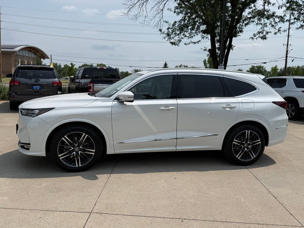 Used 2026 Solar Silver Metallic Acura Advance Package image 7