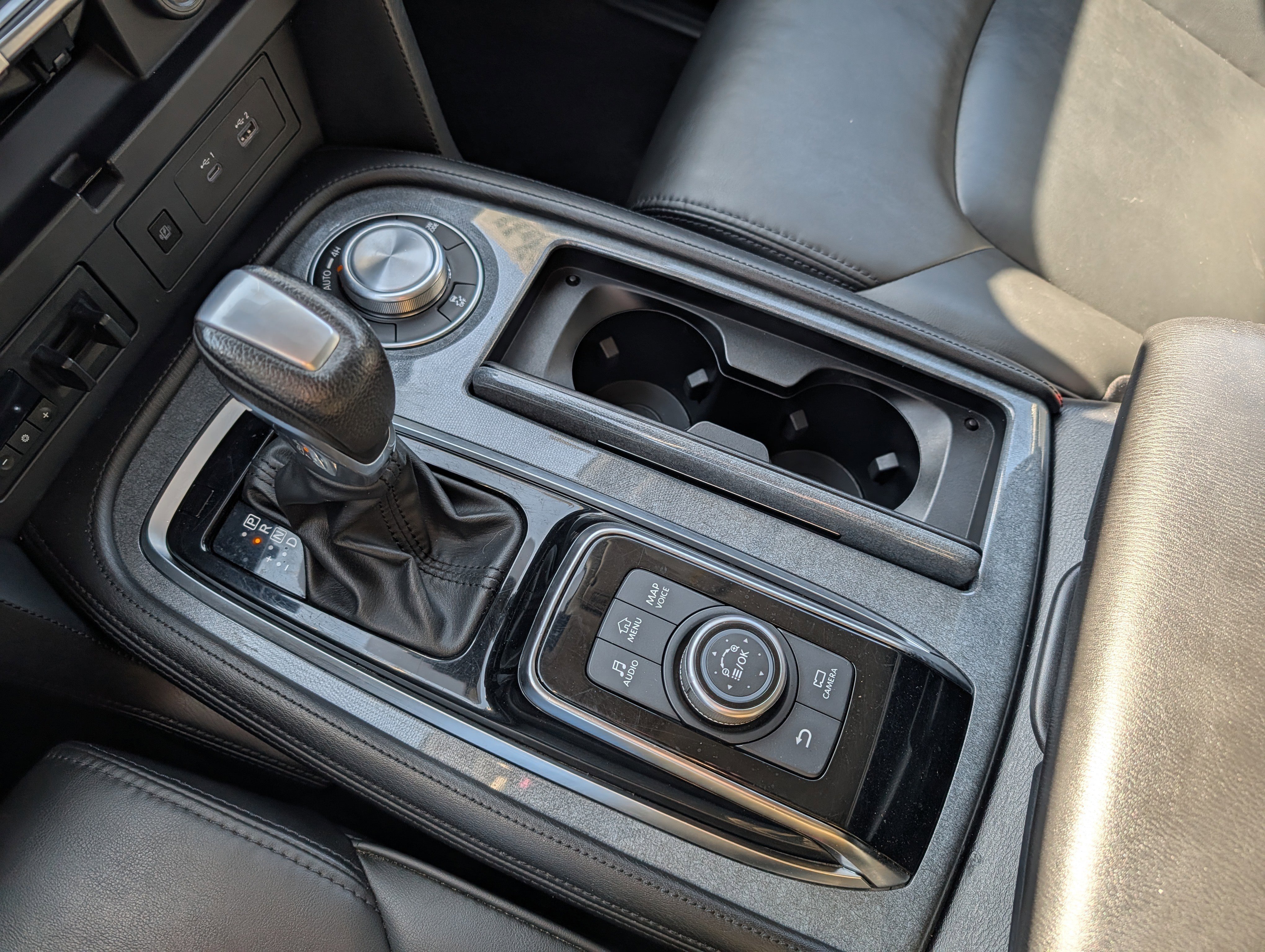 2021 Nissan Armada SV - Photo 32