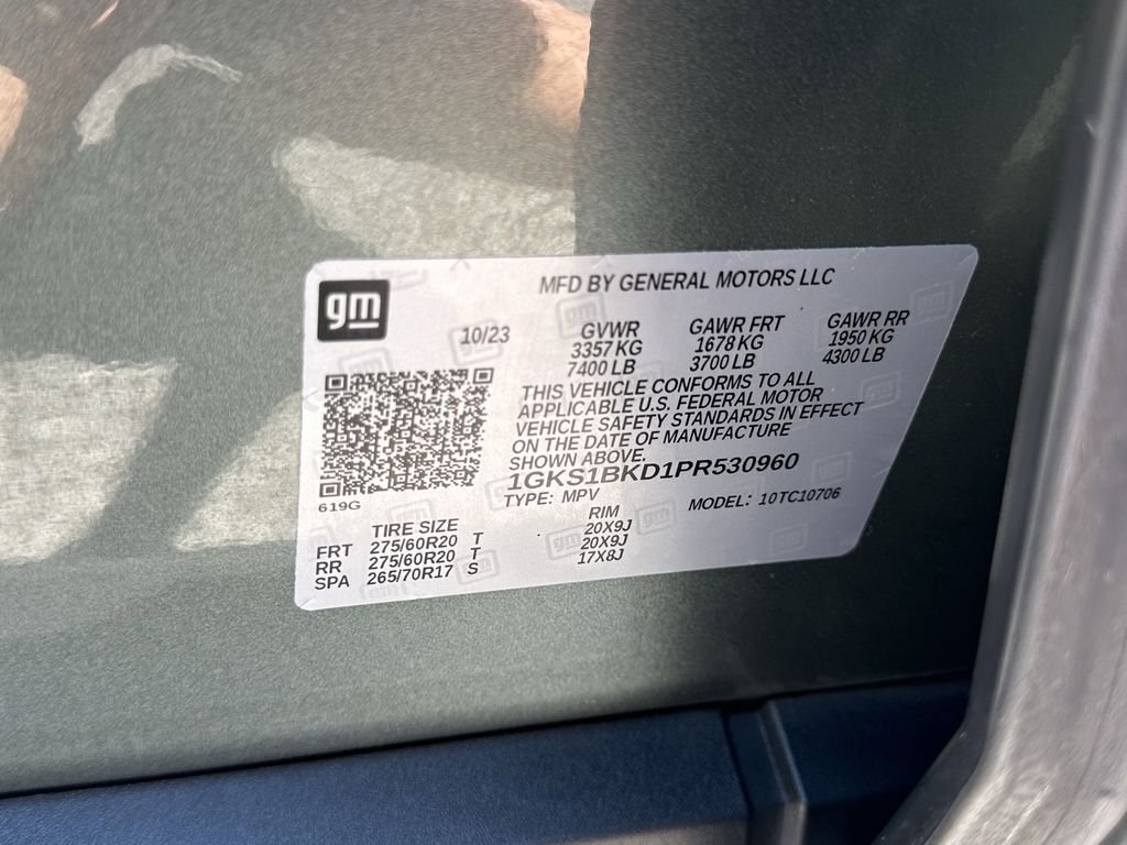 Used 2023 Green GMC SLT image 39
