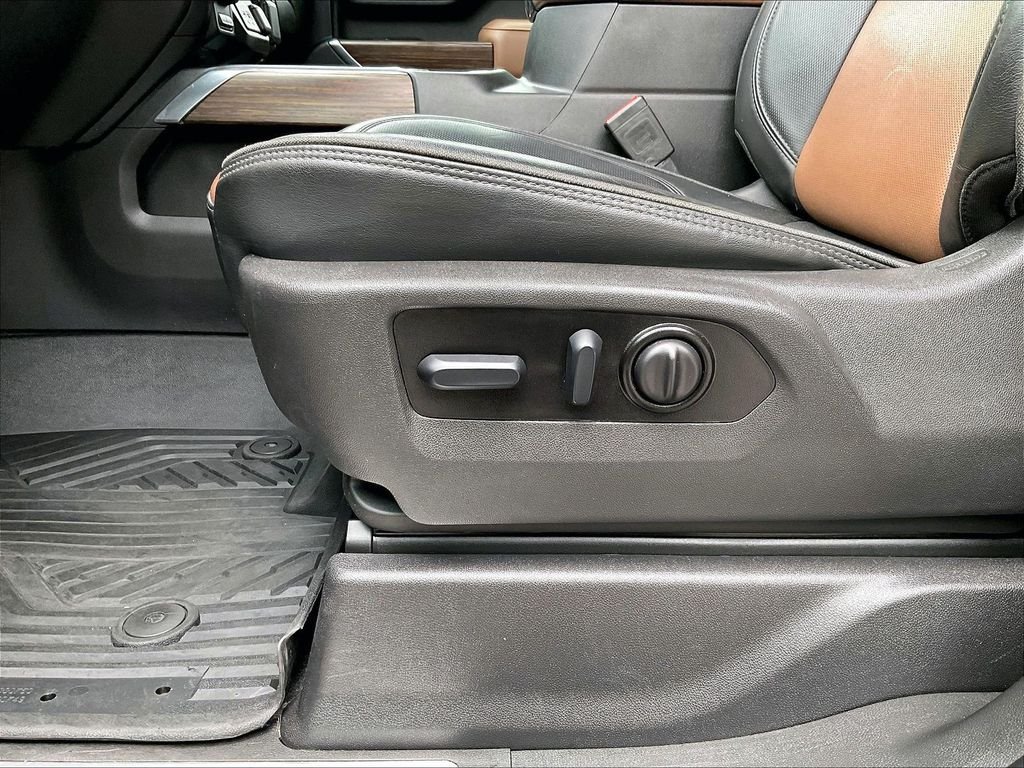 Used 2022 Black Chevrolet High Country image 27