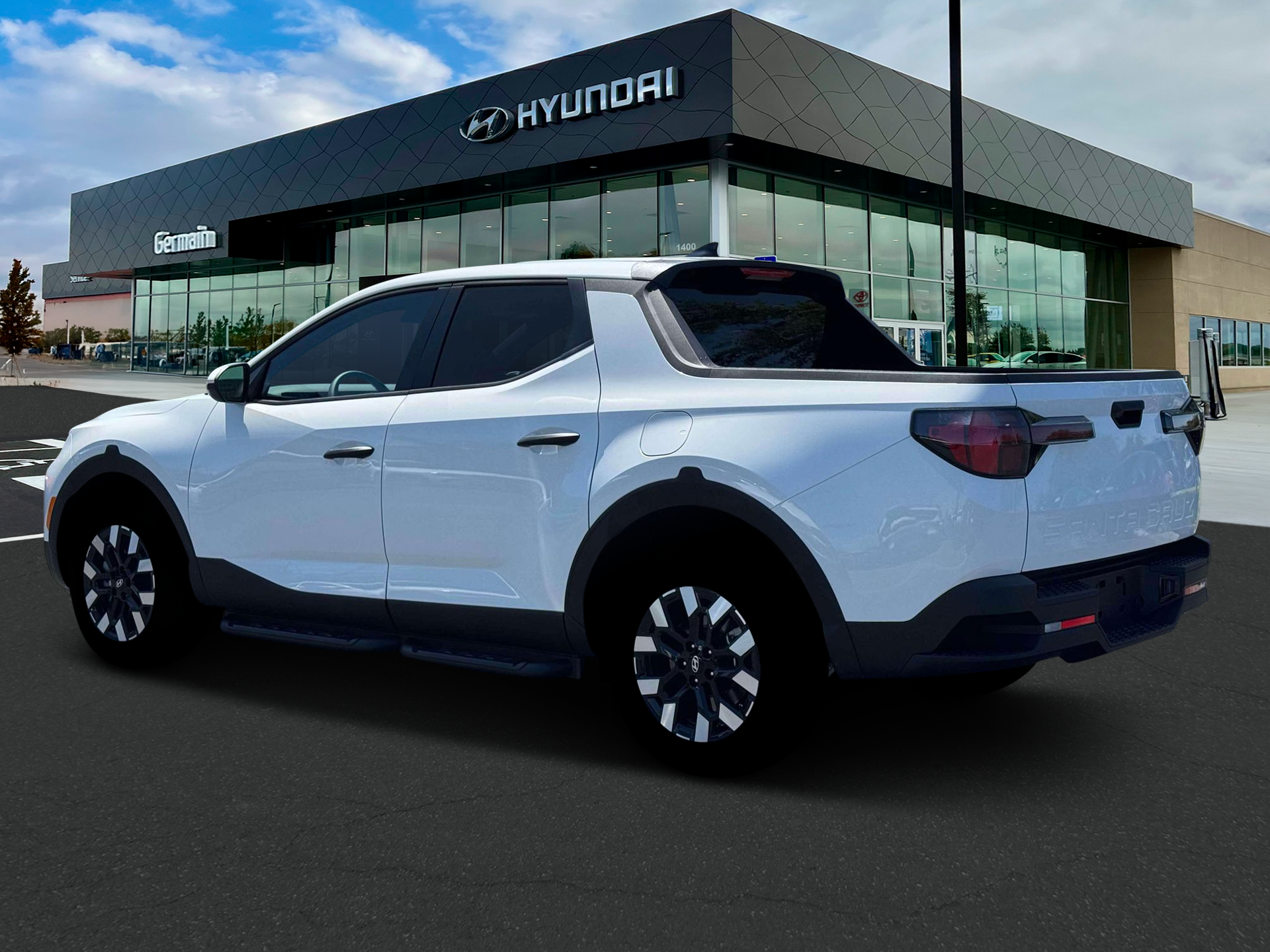 New 2026 Atlas White Hyundai SE FWD image 4