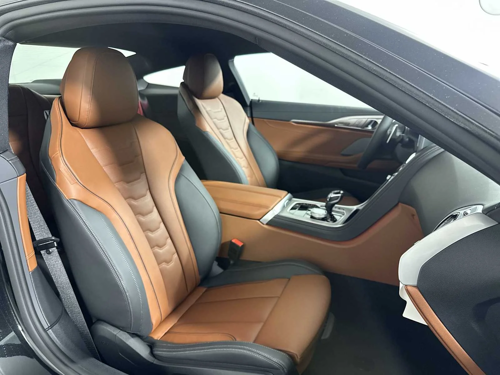 New 2026 Black Sapphire Metallic BMW 840i image 21