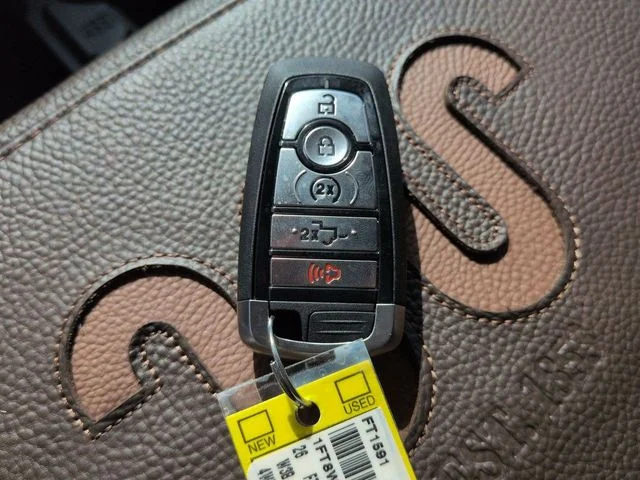 New 2026 Agate Black Metallic Ford F-350® King Ranch® image 28
