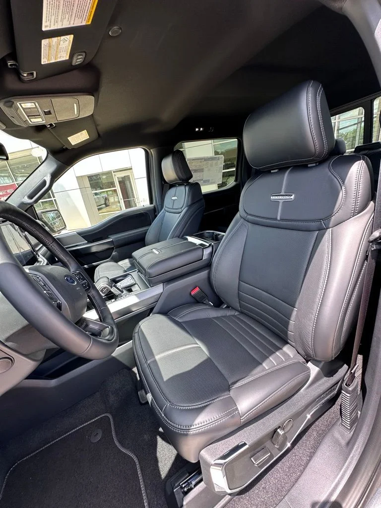 2026 Ford F-150 Platinum - Photo 10