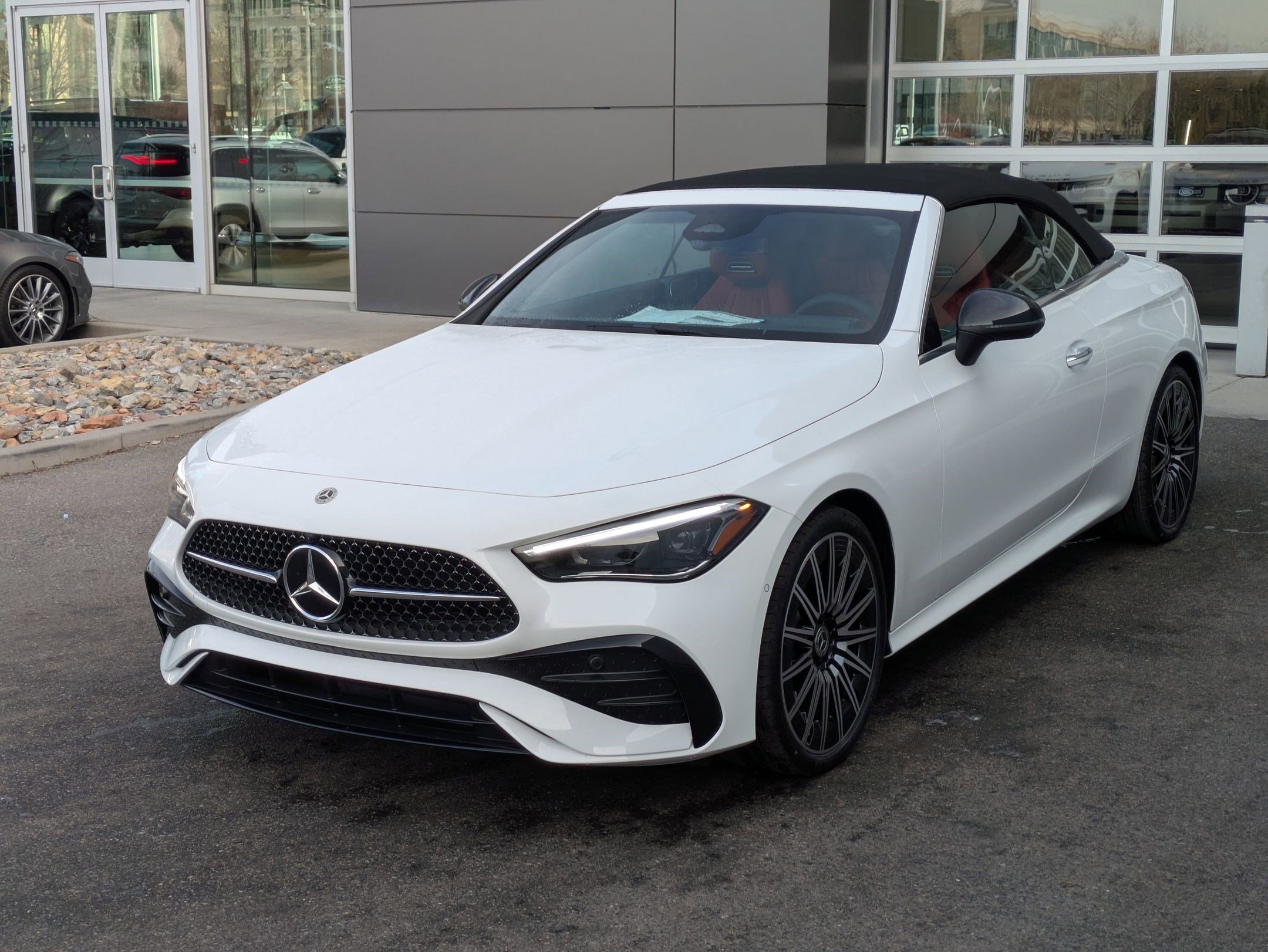 New 2026 Polar White Mercedes-Benz CLE 300 image 8