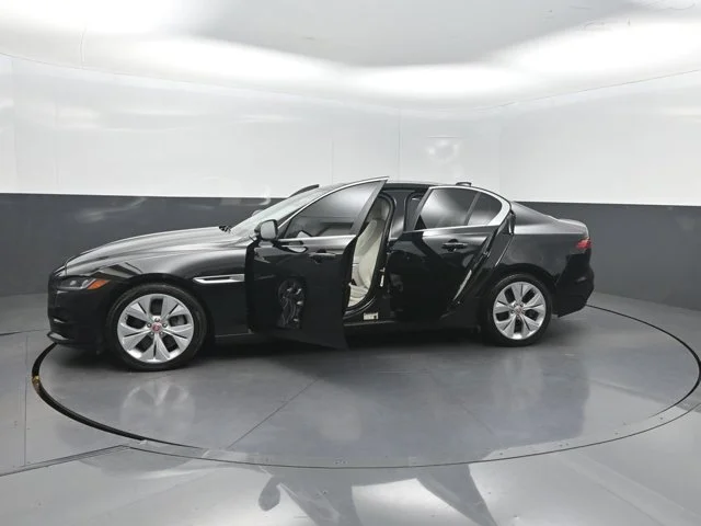 Used 2020 Black Jaguar S image 38