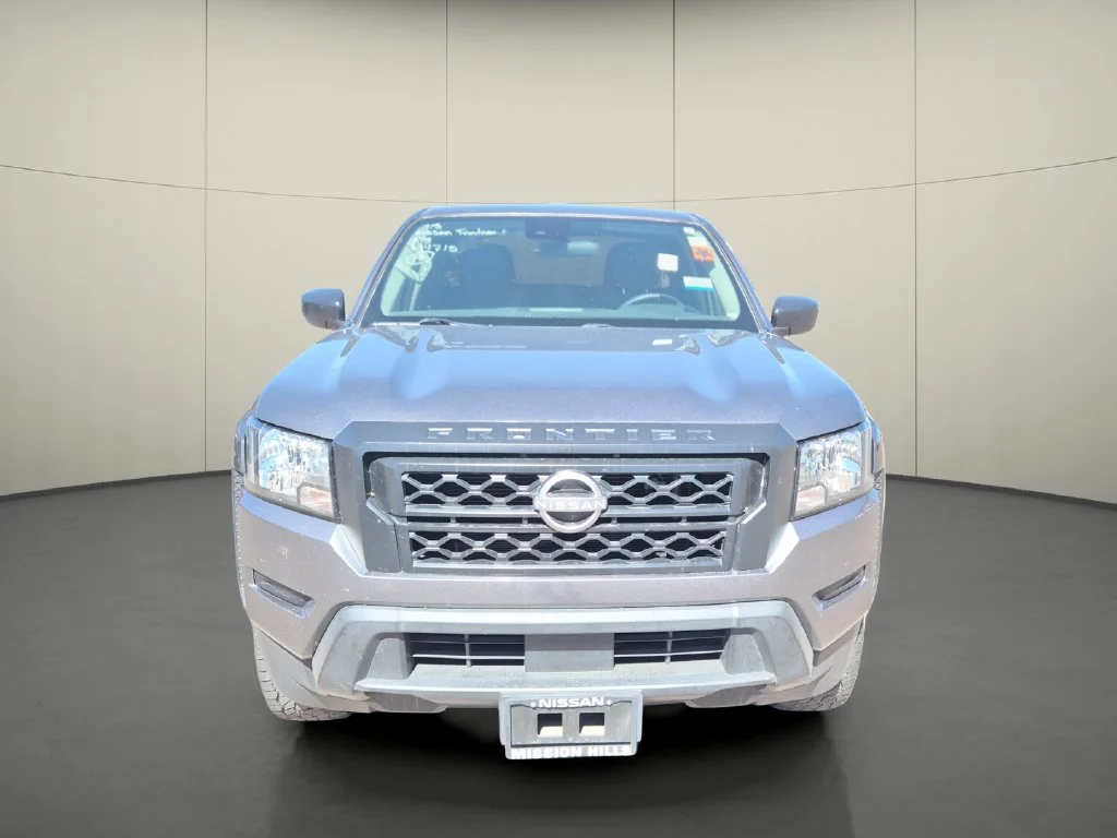 Used 2022 Gray Nissan S image 2