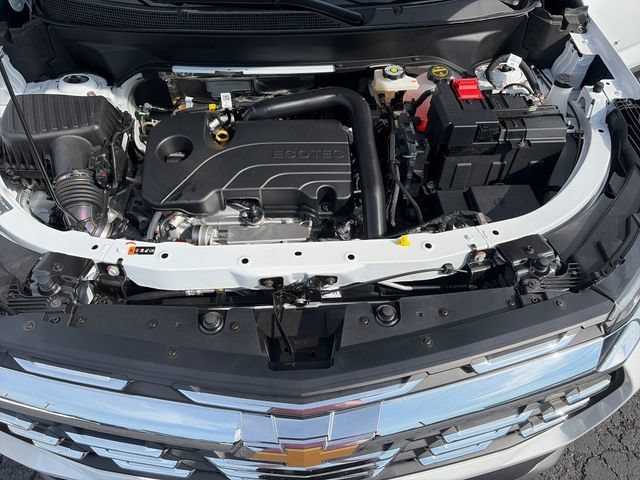 2027 Chevrolet Equinox LT - Photo 21