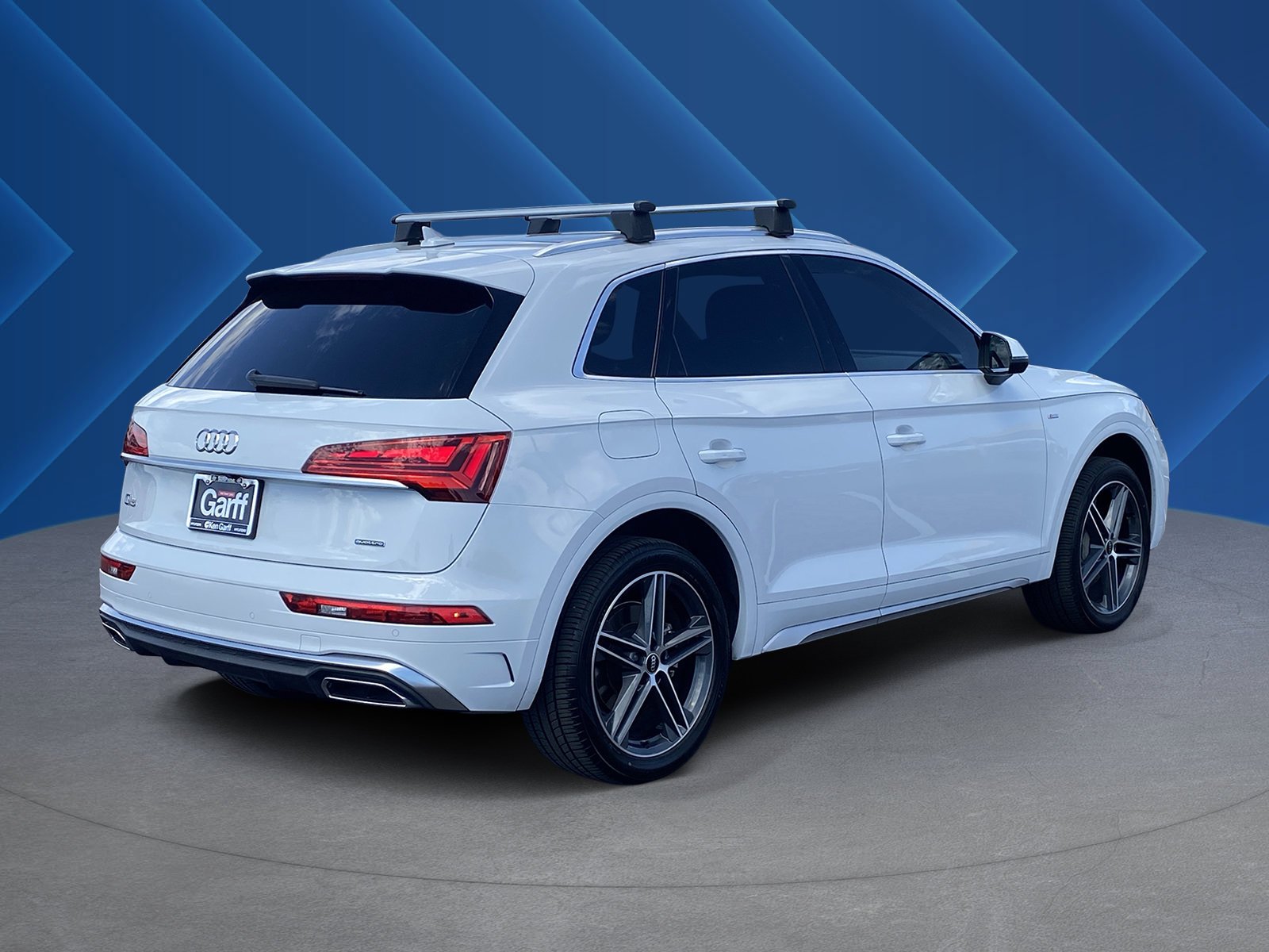 Used 2021 Glacier White Audi Premium image 3