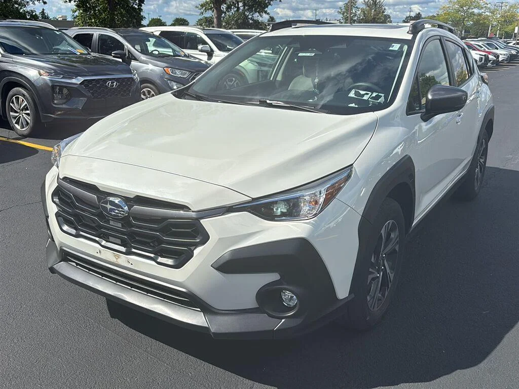 Used 2024 Crystal White Pearl Subaru Premium image 3