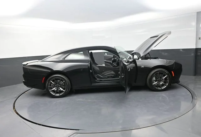 New 2026 Diamond Black Crystal Pearlcoat Dodge Scat Pack Plus image 33