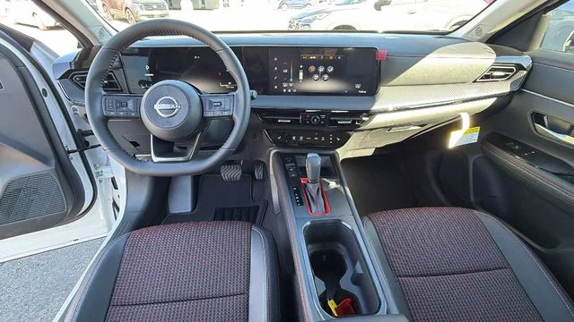 2026 Nissan KICKS SR - Photo 17