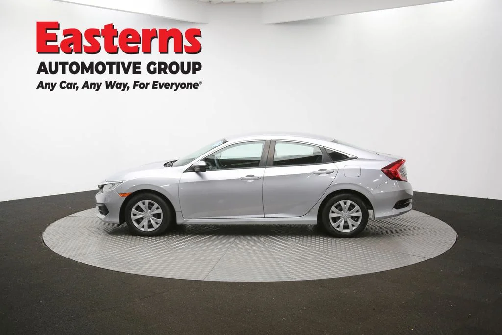 Used 2018 Silver Honda LX image 55