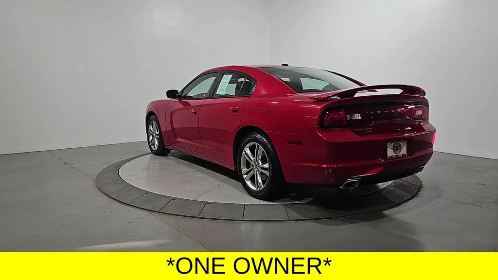 Used 2012 Red Line Dodge SXT image 3