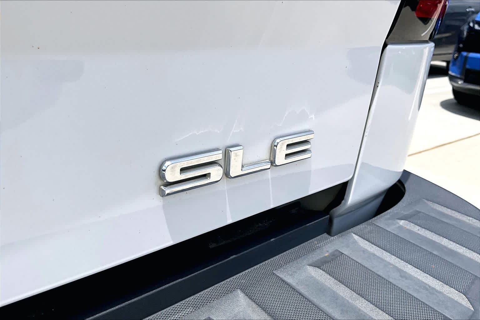 Used 2014 Summit White GMC SLE image 9